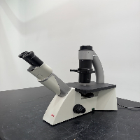Leica DMi1 Inverted Microscope image 1